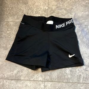 Small Nike pro shorts